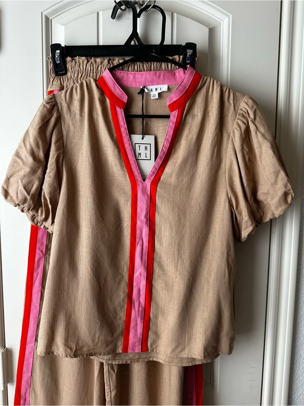 THML Sunset Stripes Camel Pink Red Set Puff Sleeve Drawstring Waist size XS Nwt